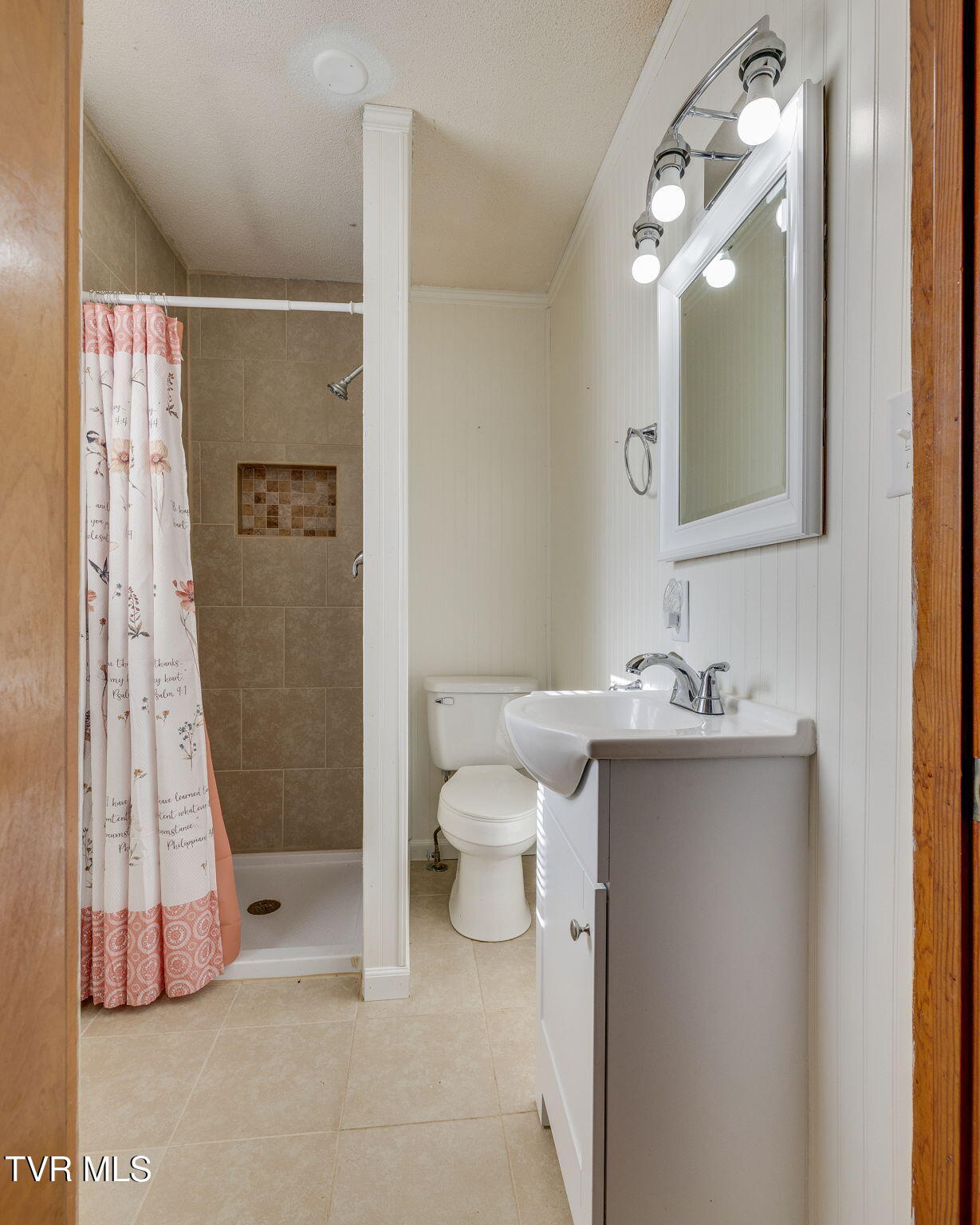 2915 Temple Hill Road Erwin, TN 37650 - Photo 17 of 36 017