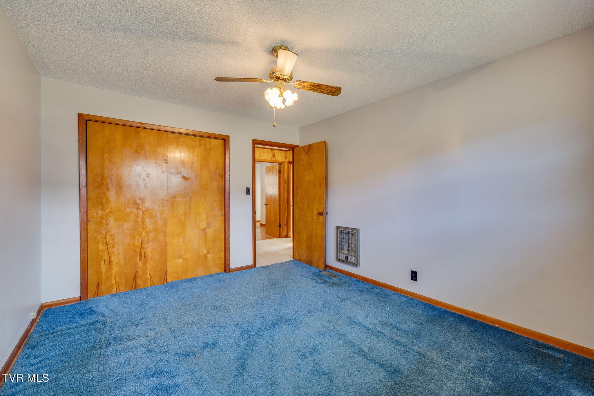 2915 Temple Hill Road Erwin, TN 37650 - Photo 22 of 36 022