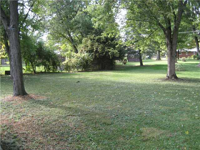 6086 Manning Road Indianapolis, IN 46228 - Photo 18 of 20 Gallery Image 18