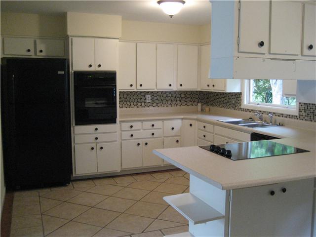 6086 Manning Road Indianapolis, IN 46228 - Photo 3 of 20 Gallery Image 3