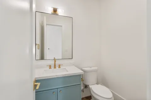 $2,050,000 | 1719 Candlelight Lane, Houston, TX 77018