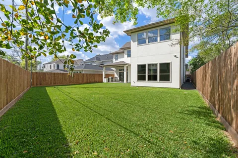 $2,050,000 | 1719 Candlelight Lane, Houston, TX 77018