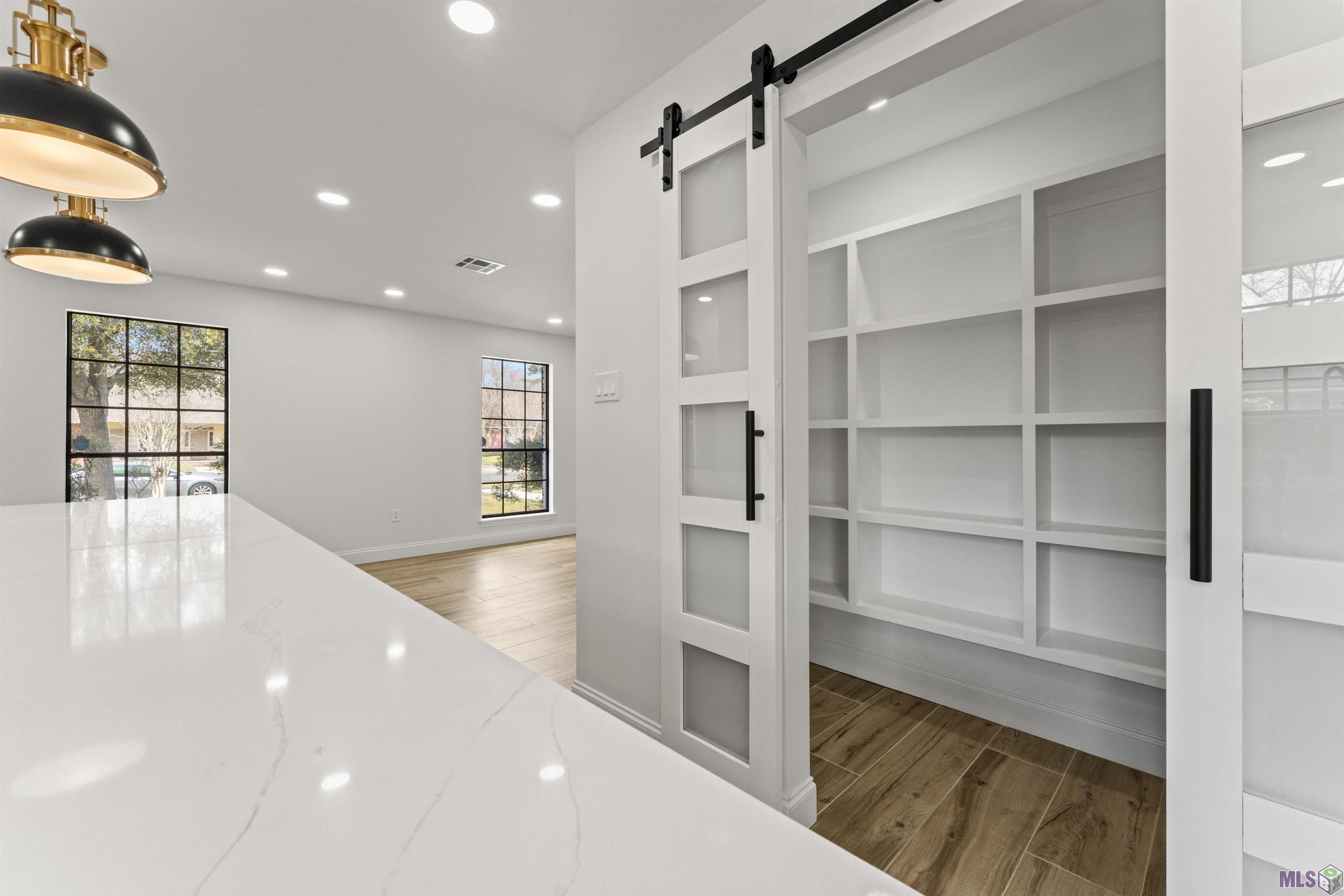 5846 Tarrytown Avenue Baton Rouge, LA 70808 - Photo 11 of 32