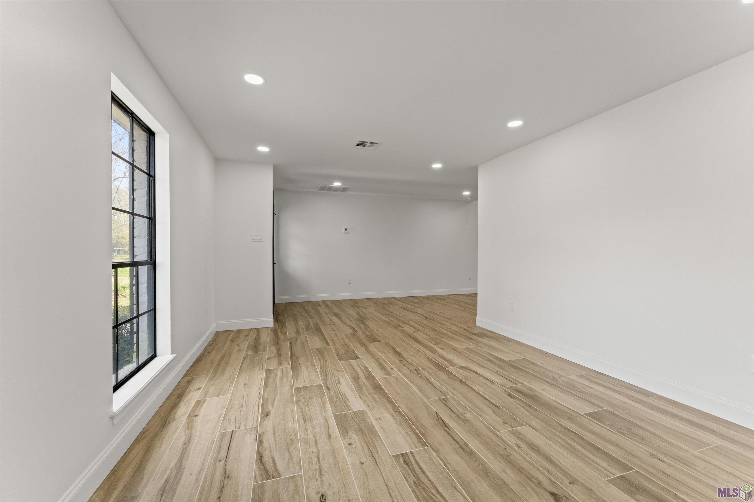 5846 Tarrytown Avenue Baton Rouge, LA 70808 - Photo 6 of 32