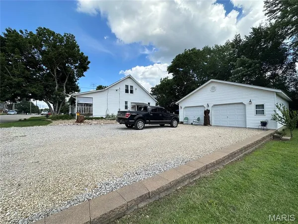 $259,000 | 504 North 2nd Street, Owensville, MO 65066