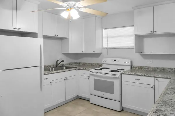 $750,000 | 185 Dove Lake Drive, Tavernier, FL 33070