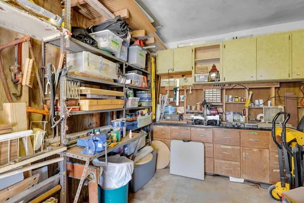 $750,000 | 185 Dove Lake Drive, Tavernier, FL 33070