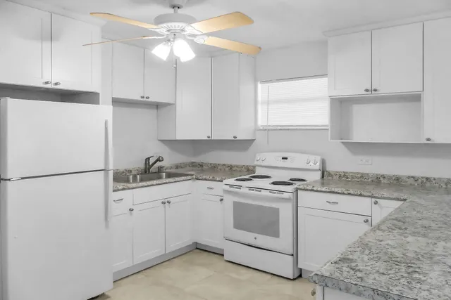 $750,000 | 185 Dove Lake Drive, Tavernier, FL 33070