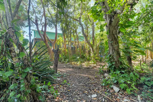 $750,000 | 185 Dove Lake Drive, Tavernier, FL 33070