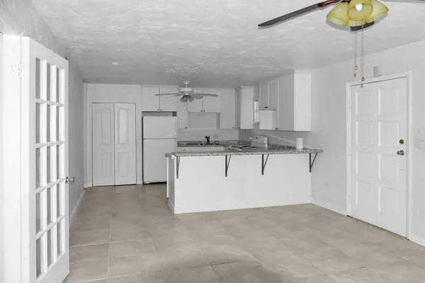$750,000 | 185 Dove Lake Drive, Tavernier, FL 33070