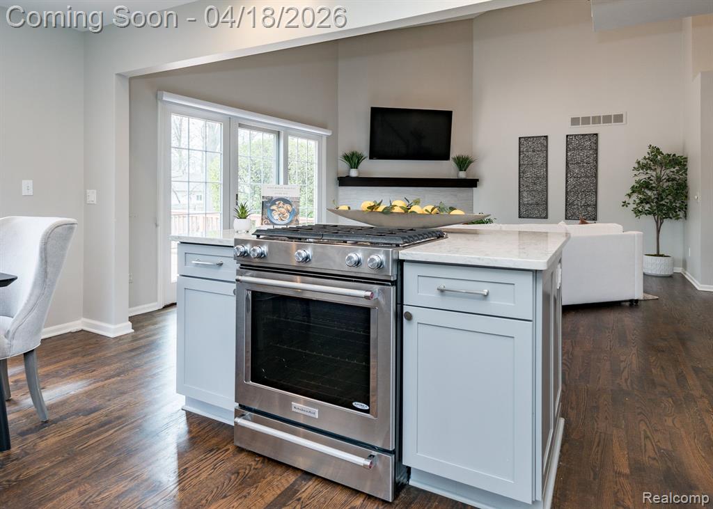 3598 Sahalee Drive Rochester Hills, MI 48309 - Photo 16 of 48