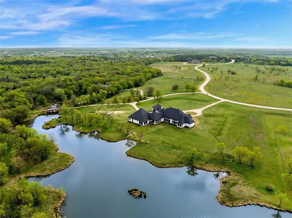 $1,699,000 | 182 Longhorn Trail, Royse City, TX 75189