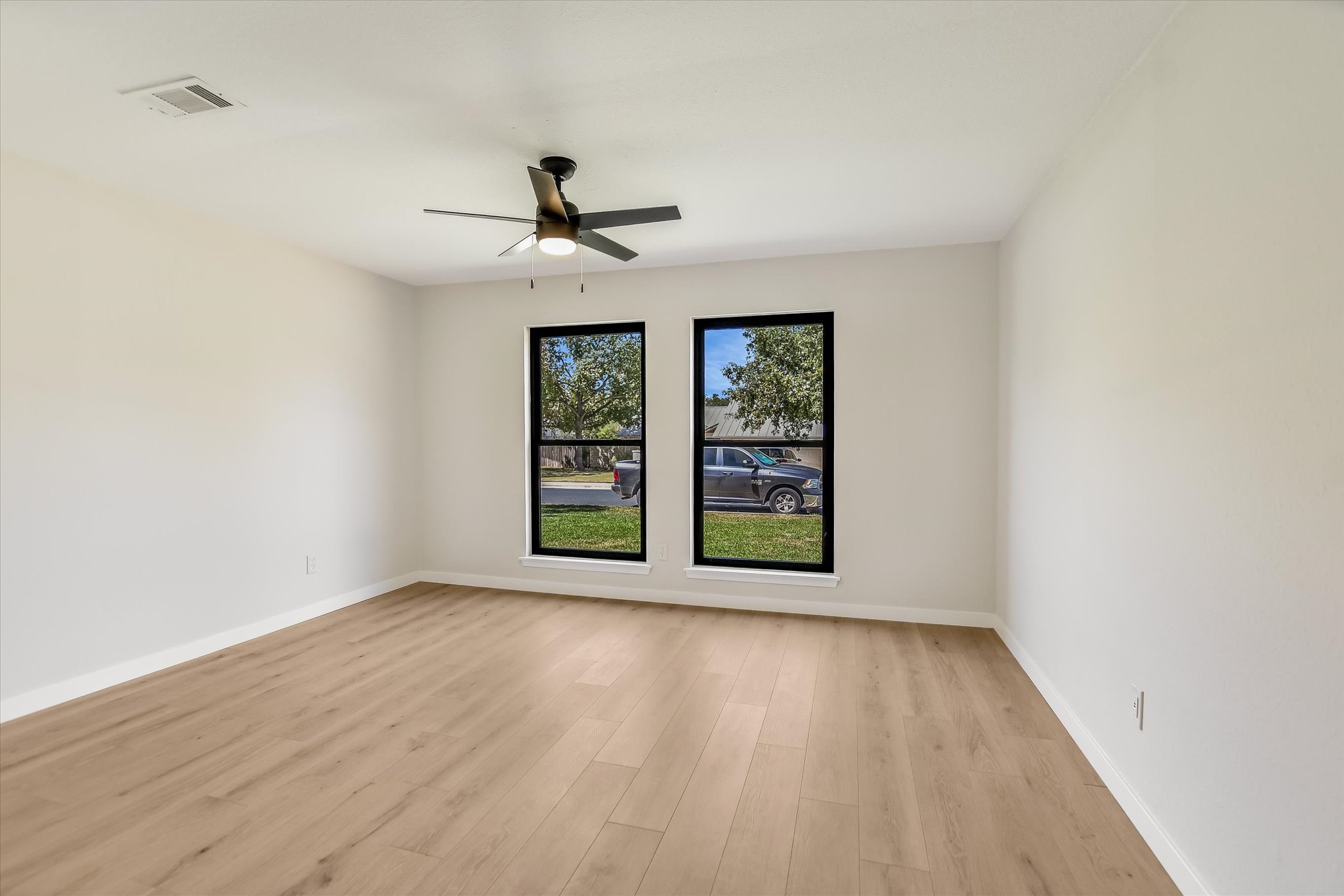 11501 Buckingham Road Austin, TX 78759 - Photo 25 of 39 Gallery Image 25