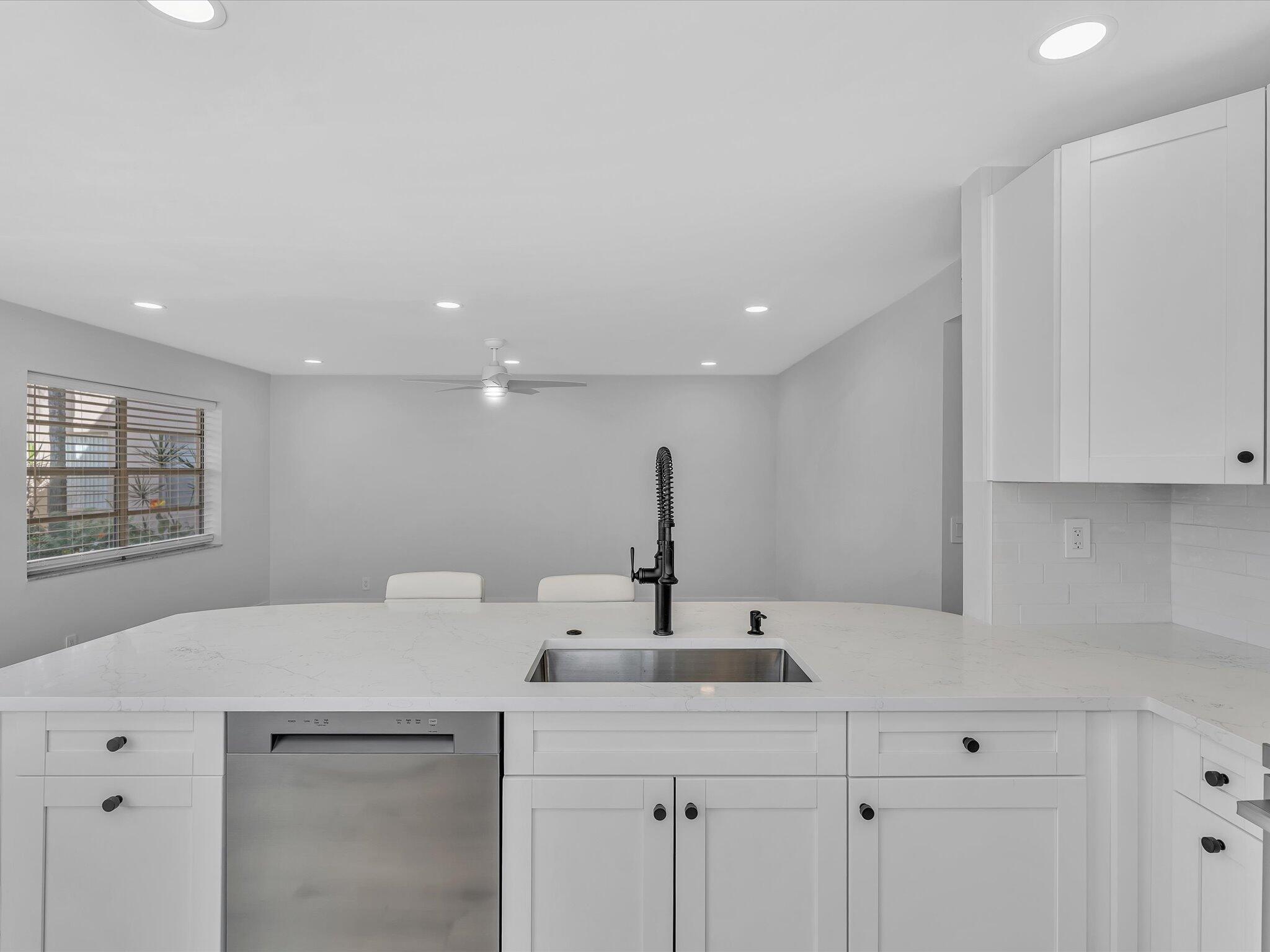779 Flanders Q Delray Beach, FL 33484 - Photo 11 of 66 13-FPP00386