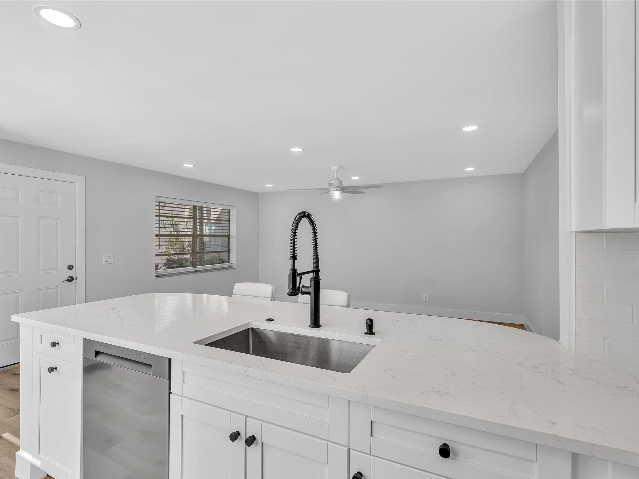 779 Flanders Q Delray Beach, FL 33484 - Photo 12 of 66 15-FPP00396