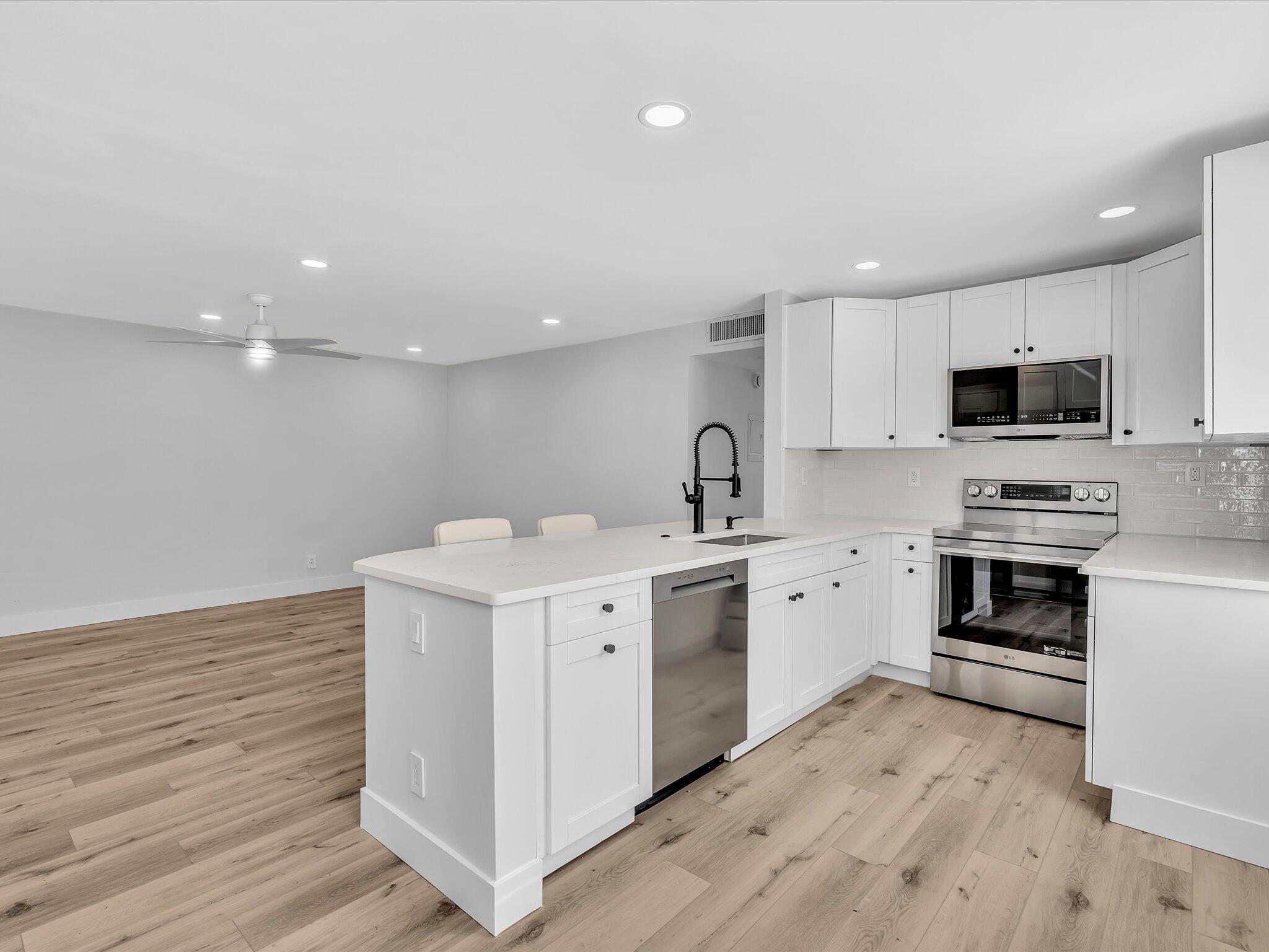 779 Flanders Q Delray Beach, FL 33484 - Photo 2 of 66 12-FPP00376