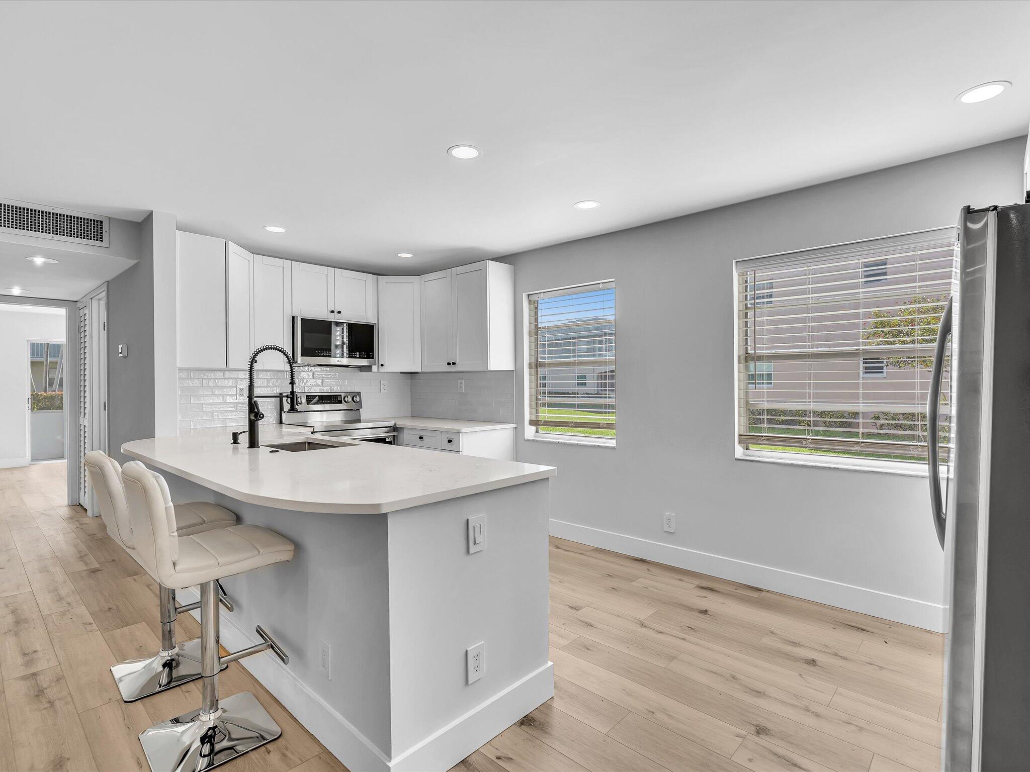 779 Flanders Q Delray Beach, FL 33484 - Photo 8 of 66 10-FPP00366