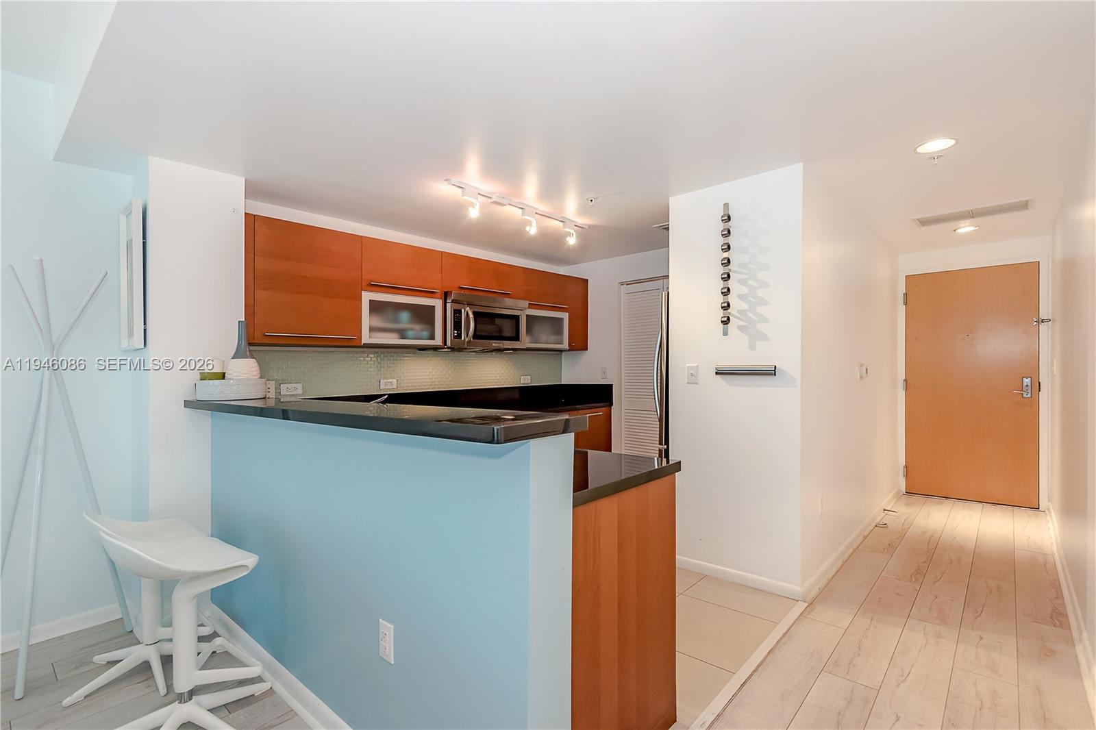 253 Northeast 2nd Street, Unit 907 Miami, FL 33132 - Photo 6 of 26