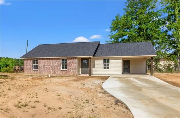 $236,500 | 110 Hidden Oaks Court, Natchitoches, LA 71457