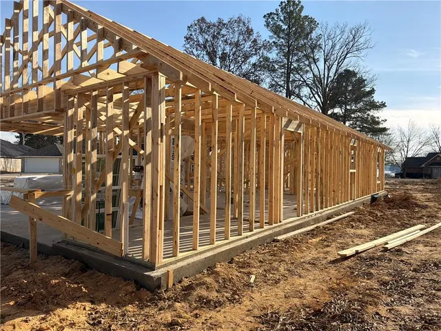 $236,500 | 110 Hidden Oaks Court, Natchitoches, LA 71457