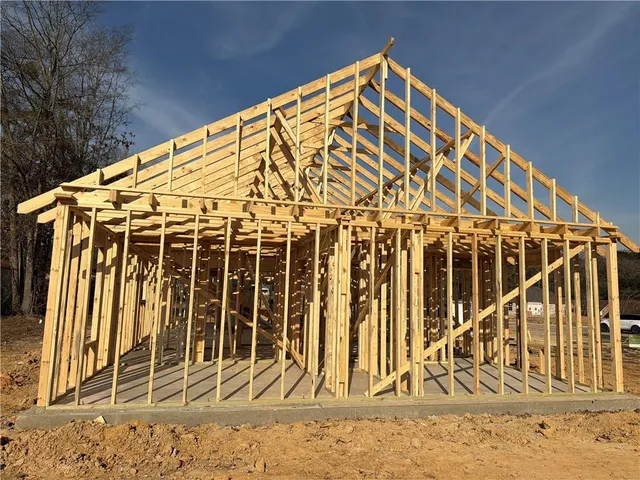 $236,500 | 110 Hidden Oaks Court, Natchitoches, LA 71457