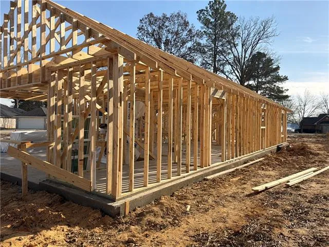 $236,500 | 110 Hidden Oaks Court, Natchitoches, LA 71457