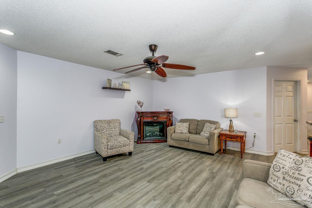 3875 Adams Road Pace, FL 32571 - Photo 6 of 28