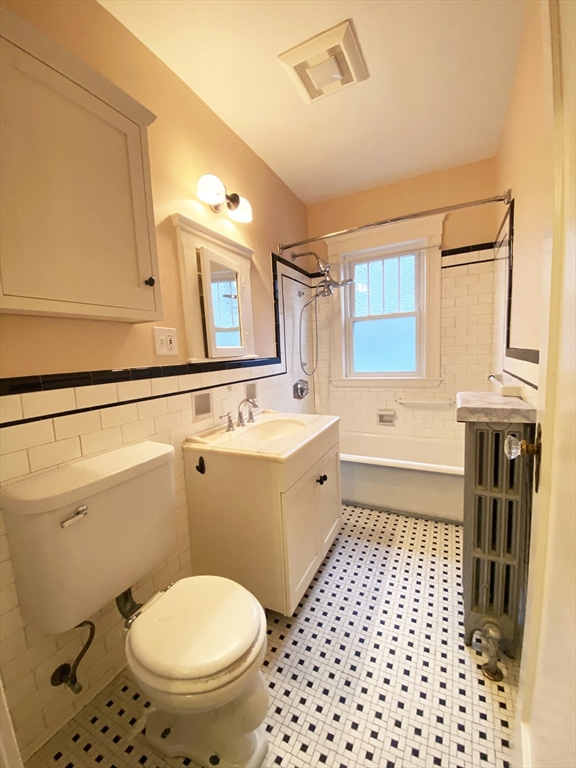 16 Arborough Road, Unit 2 Boston, MA 02131 - Photo 22 of 24