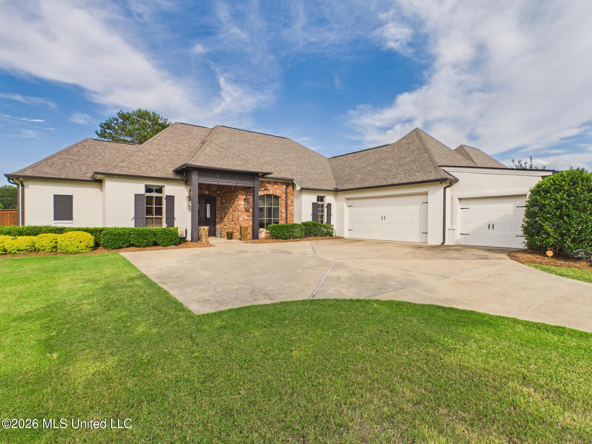 114 Burne Run Madison, MS 39110 - Photo 2 of 52 CAM02761G0-PR0052-STILL038