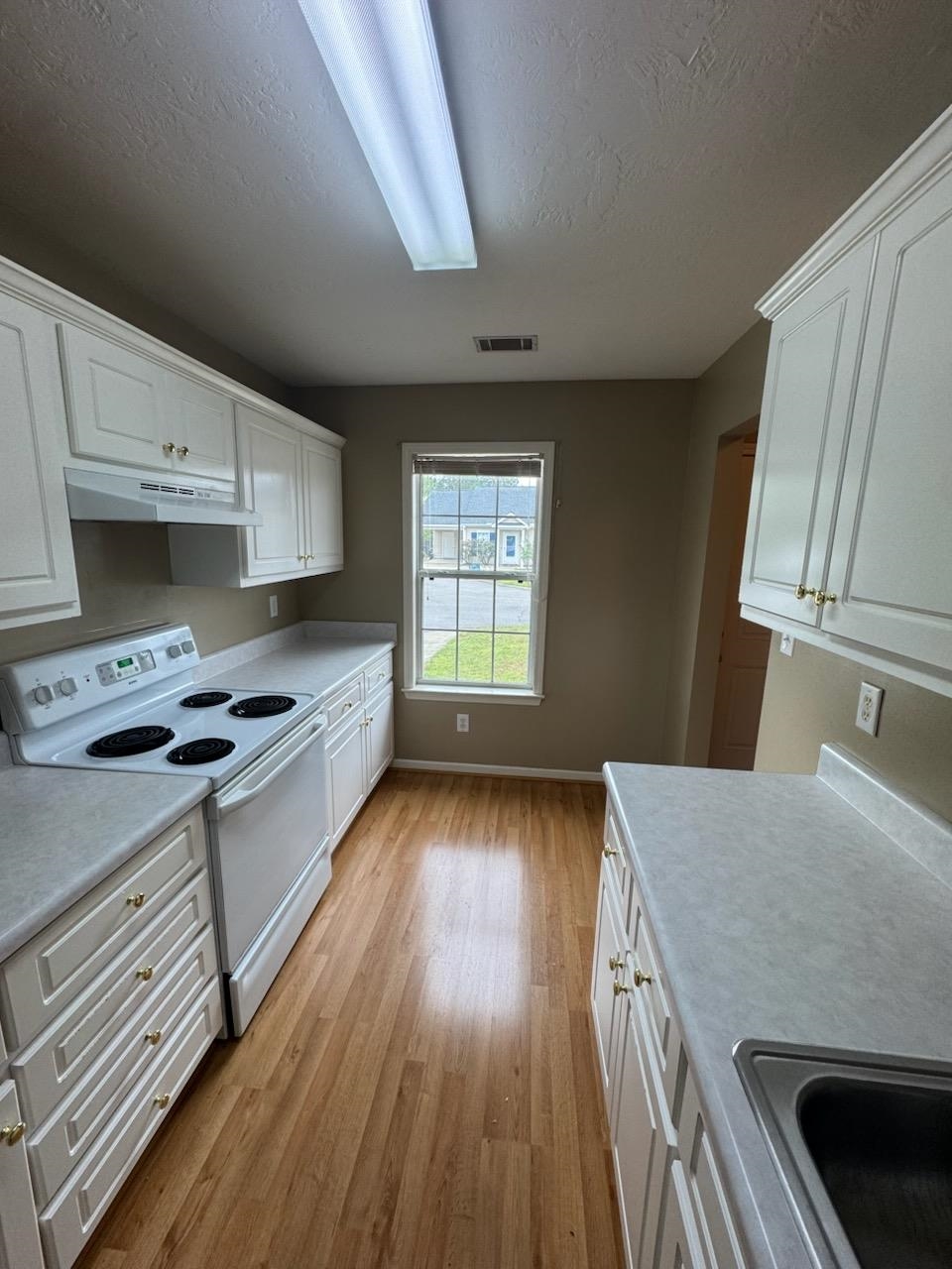 12 Sea Hawk Court Columbia, SC 29203 - Photo 10 of 17