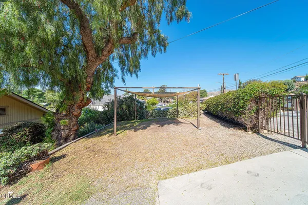 $739,000 | 8950 Oswego Street, Sunland, CA 91040