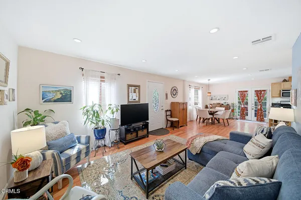 $739,000 | 8950 Oswego Street, Sunland, CA 91040