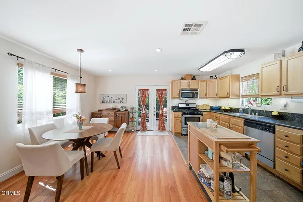 $739,000 | 8950 Oswego Street, Sunland, CA 91040