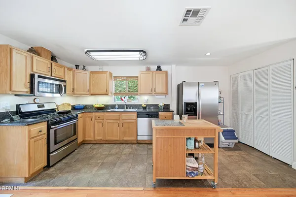 $739,000 | 8950 Oswego Street, Sunland, CA 91040