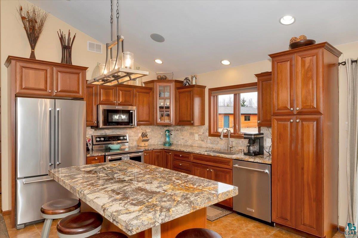 138 West Harney Road Esko, MN 55733 - Photo 4 of 50 Gallery Image 4