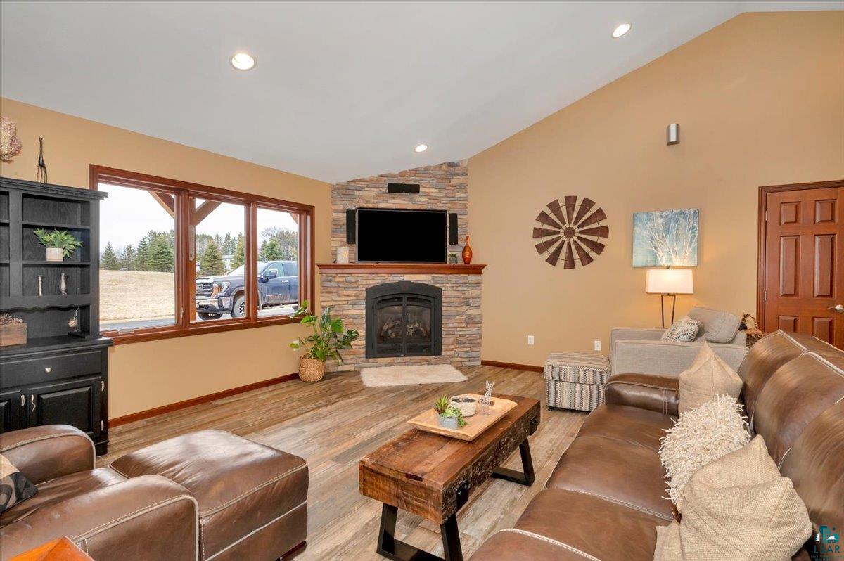 138 West Harney Road Esko, MN 55733 - Photo 10 of 50 Gallery Image 10