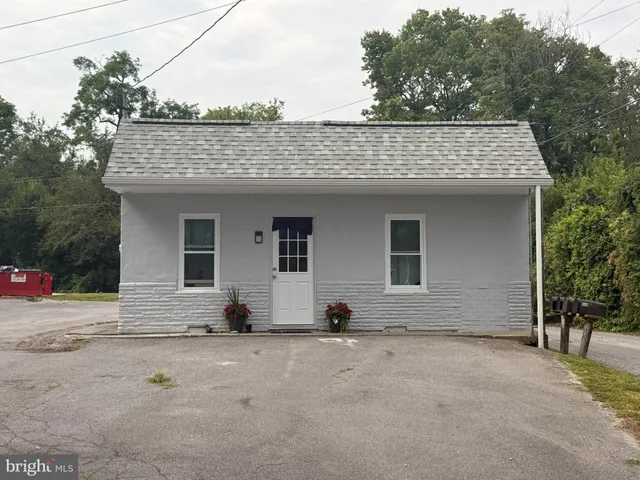 $745,000 | 9947 Crossfield Road, Hagerstown, MD 21740