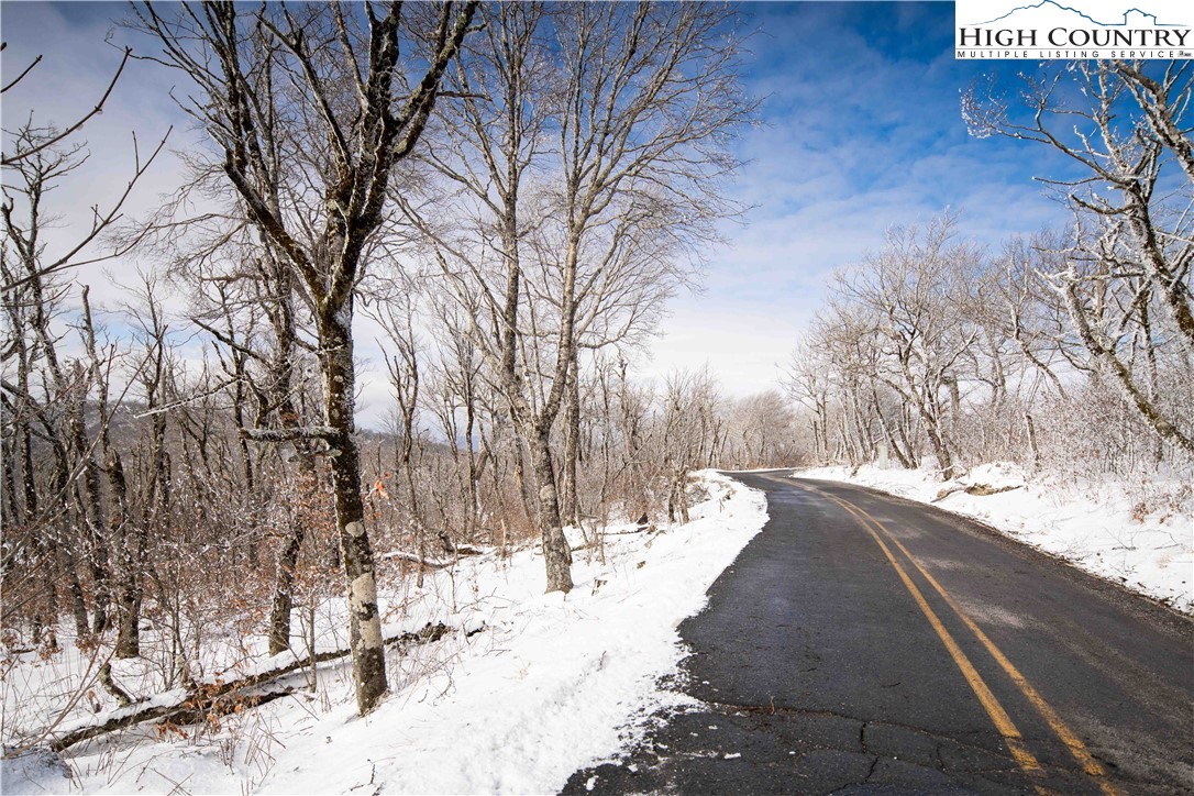 Tbd (e2 The Oz Road Banner Elk, NC 28604 - Photo 4 of 11 a view of a yard covered with snow
