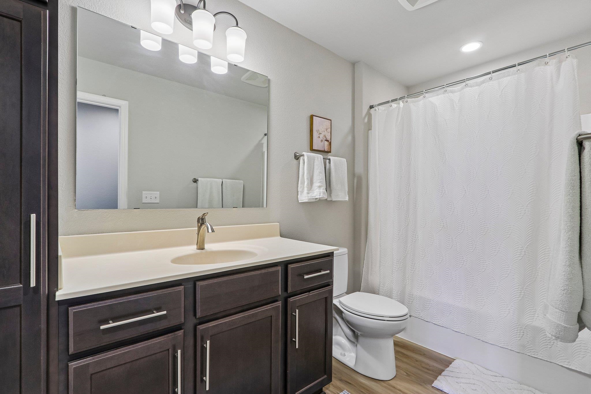 306 Markham Road, Unit 202 Eagle, WI 53119 - Photo 20 of 28
