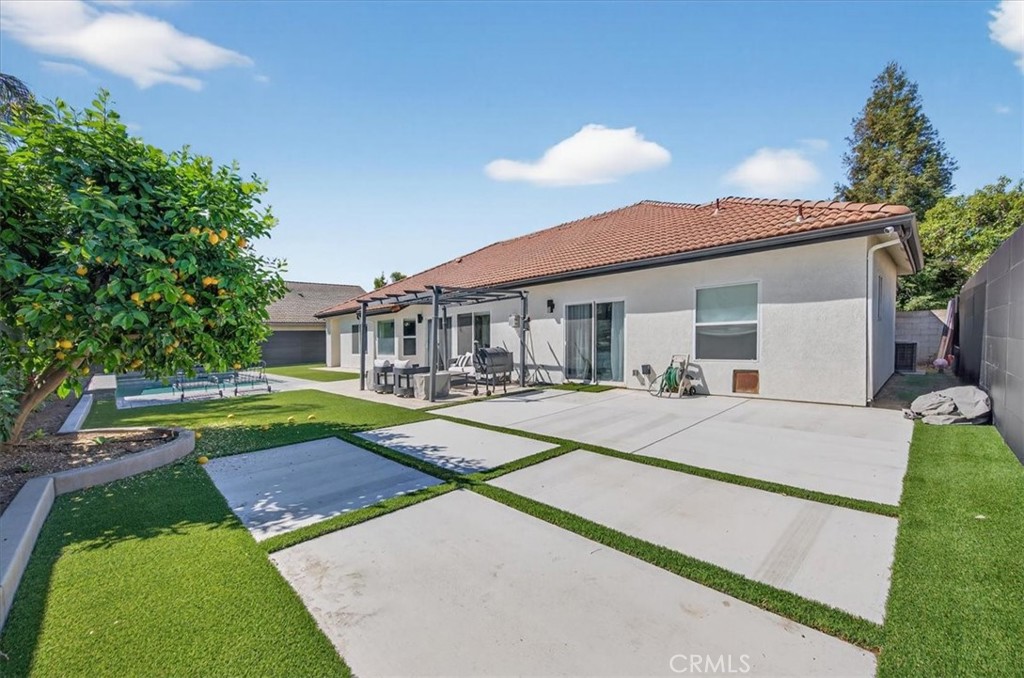 1555 Taylor Street Madera, CA 93637 - Photo 70 of 75