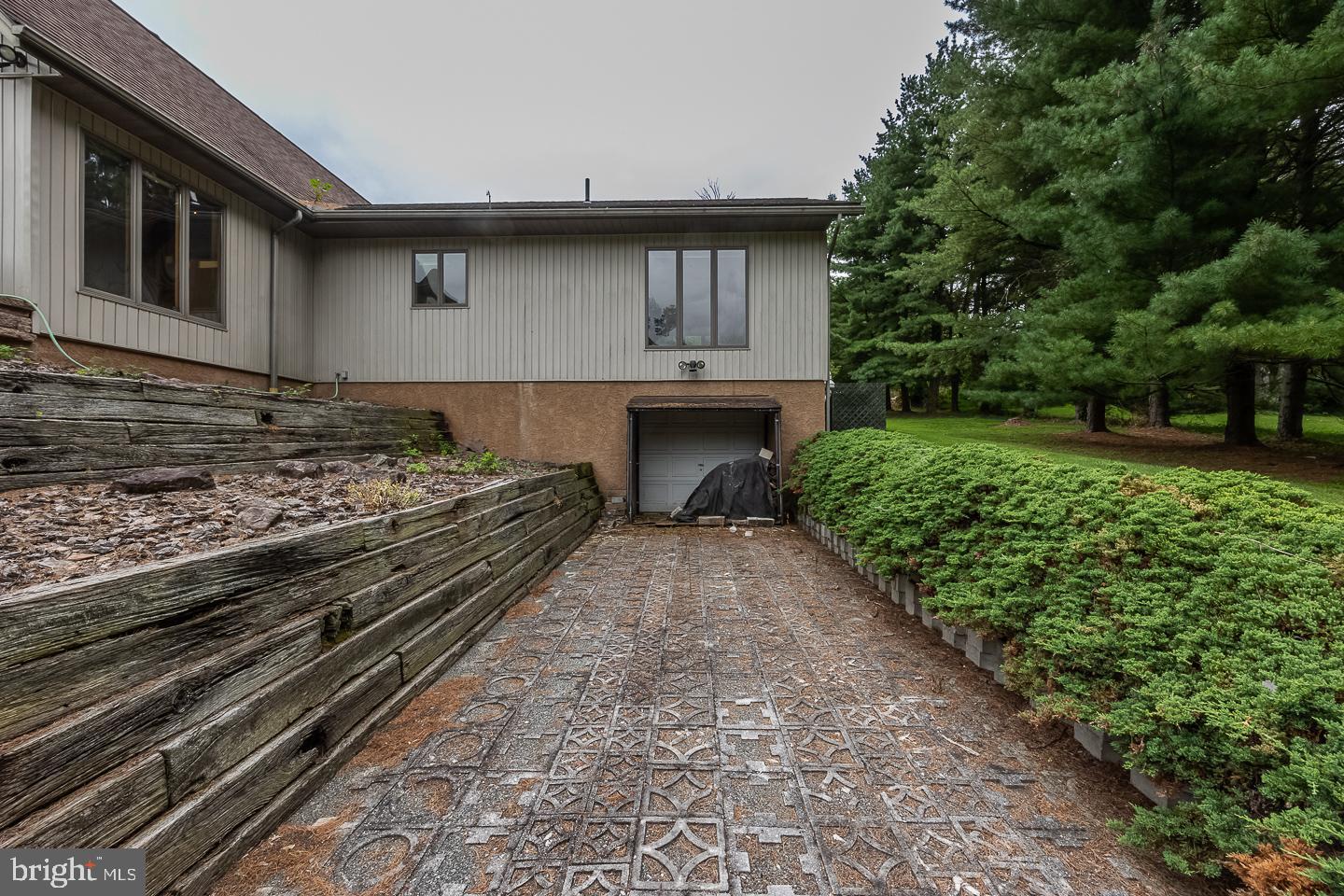 841 Cadmus Road Pottstown, PA 19465 - Photo 50 of 58 a view of a backyard with pathway