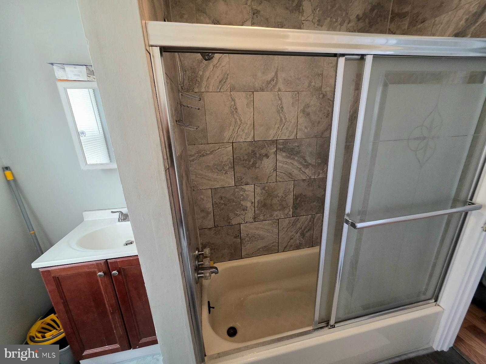 213 Laurel Street Beverly, NJ 08010 - Photo 17 of 23