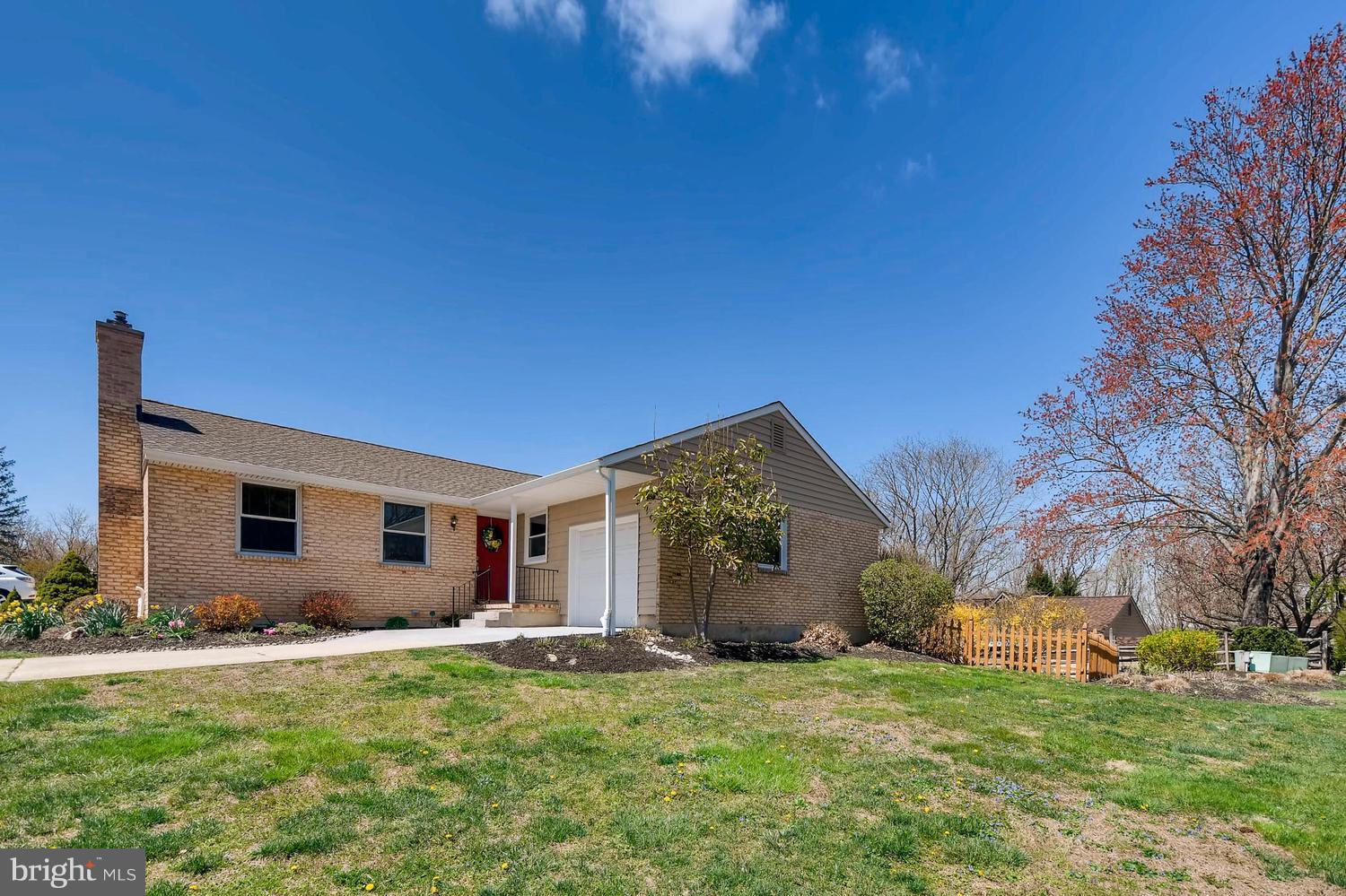 10829 Sandringham Road Cockeysville, MD 21030 - Photo 2 of 29 Exterior (Front)