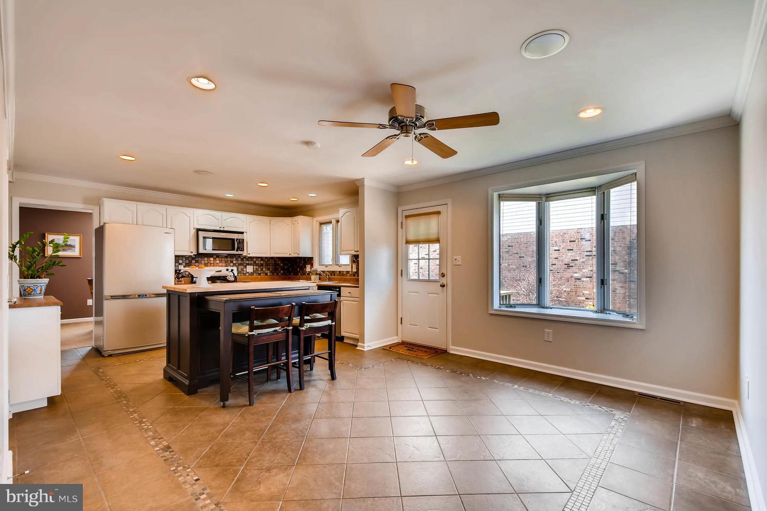 10829 Sandringham Road Cockeysville, MD 21030 - Photo 6 of 29 Kitchen