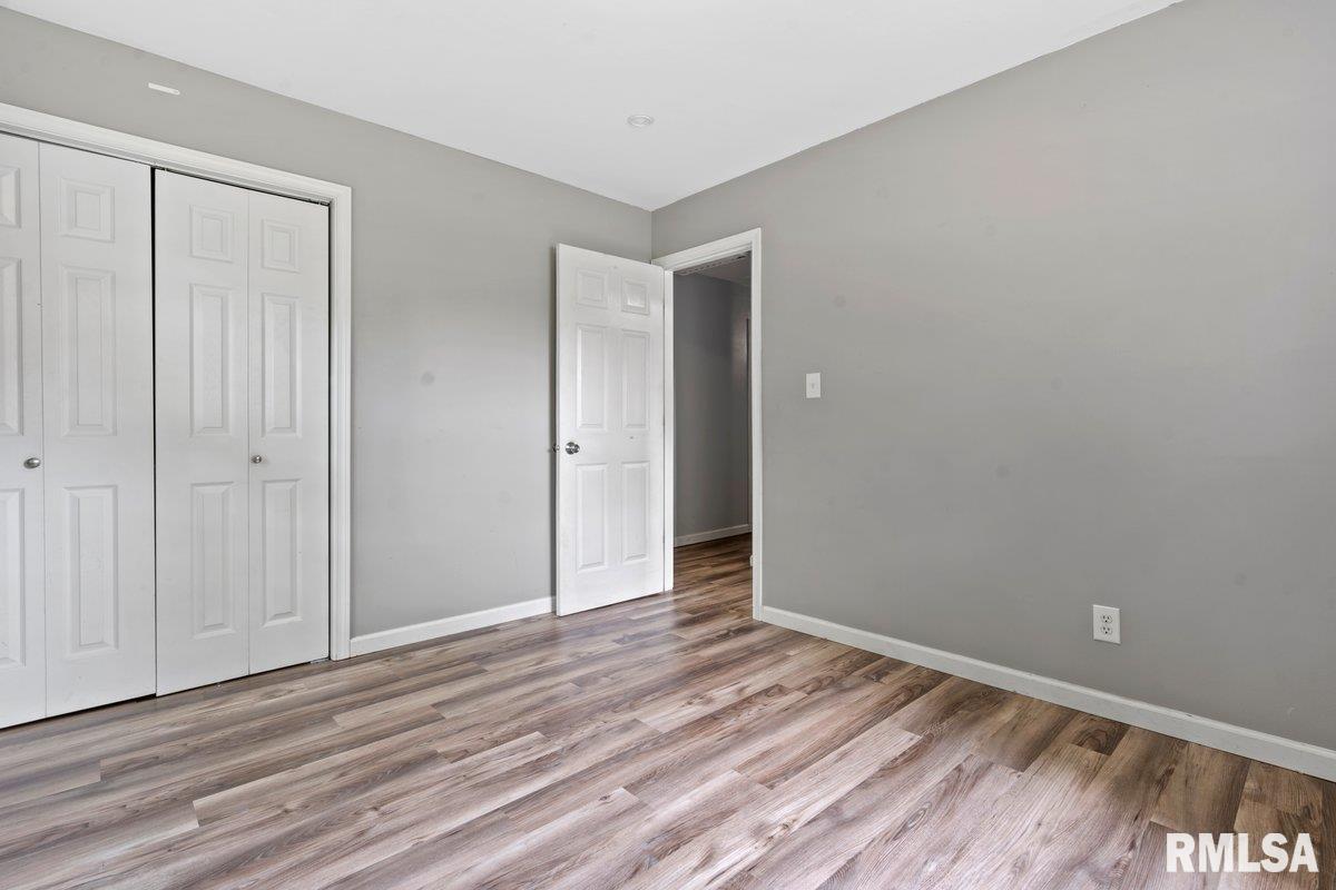 701 Diane Court Springfield, IL 62702 - Photo 24 of 33 Gallery Image 24