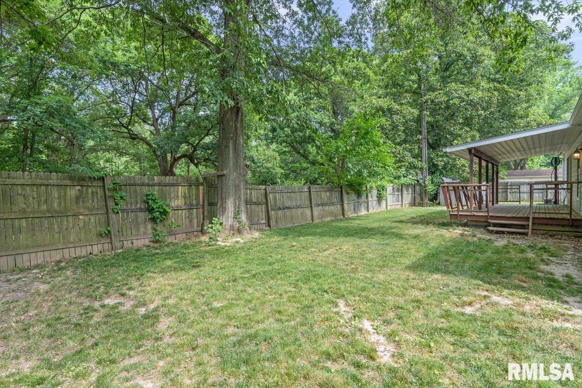 701 Diane Court Springfield, IL 62702 - Photo 32 of 33 Gallery Image 32