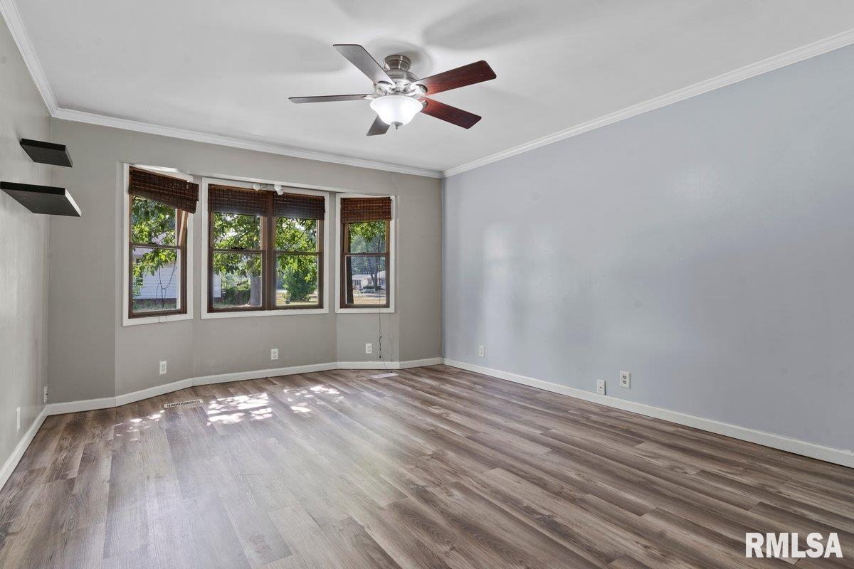 701 Diane Court Springfield, IL 62702 - Photo 4 of 33 Gallery Image 4