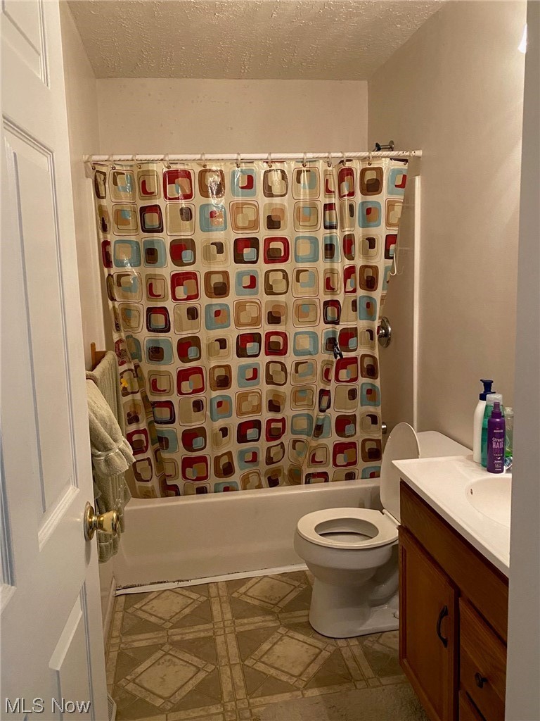 260 Roxboro Road Vermilion, OH 44089 - Photo 12 of 12 Bathroom