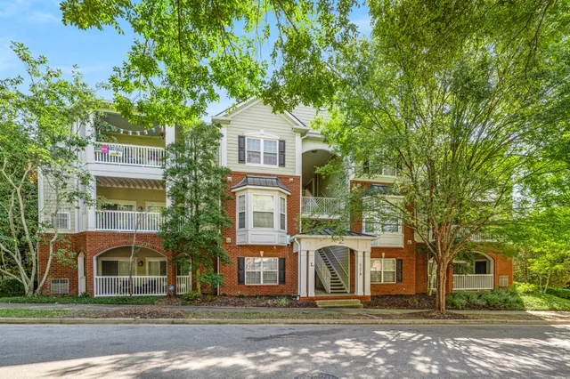 $275,000 | 7219 Althorp Way, Unit L4, Nashville, TN 37211