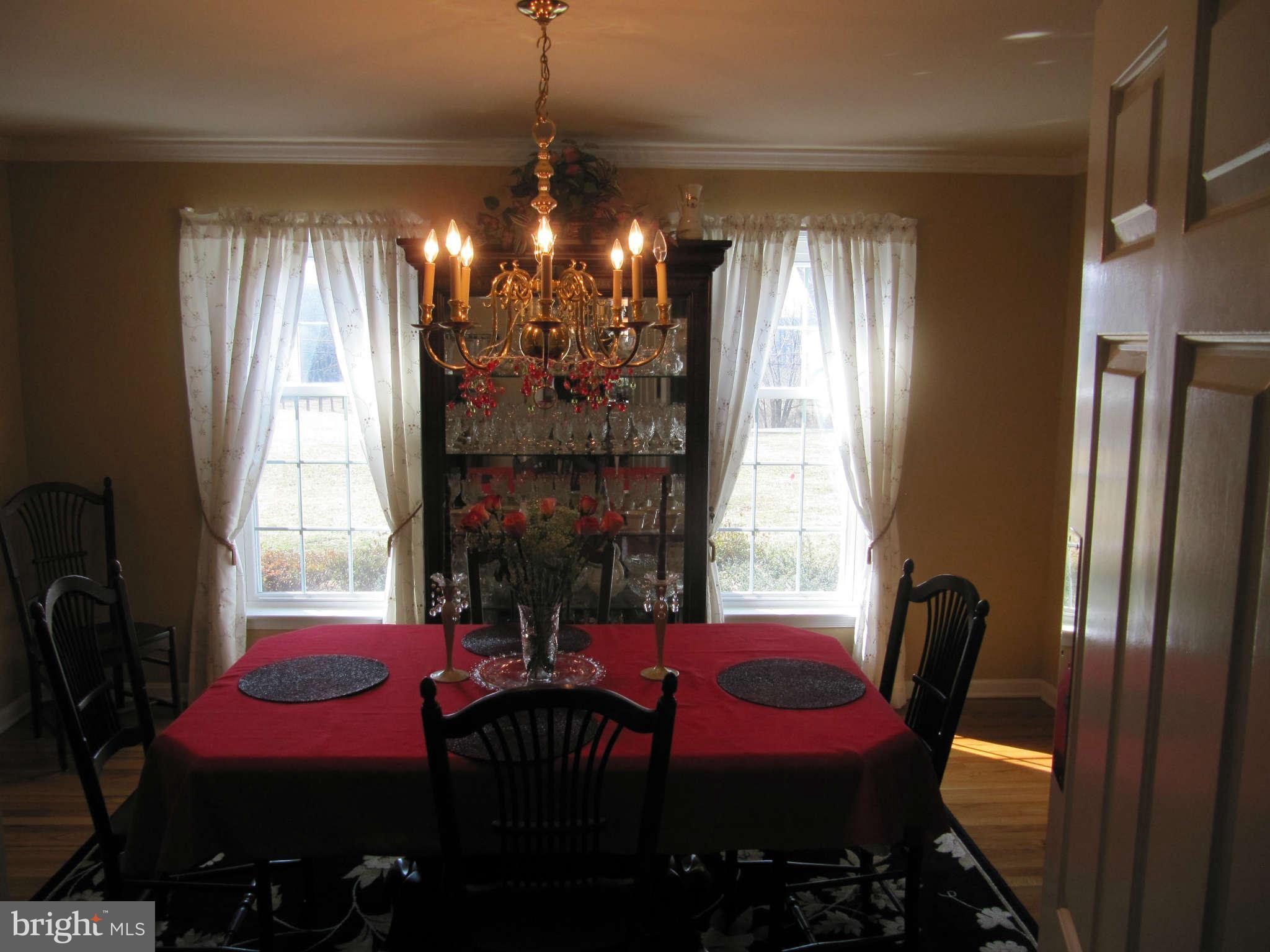5700 Williams Road Hydes, MD 21082 - Photo 11 of 27 Dining Room